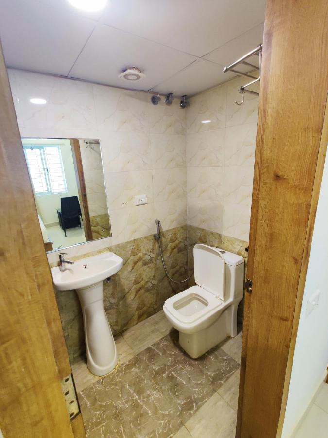 Hotel Airport City Dod Jala 외부 사진